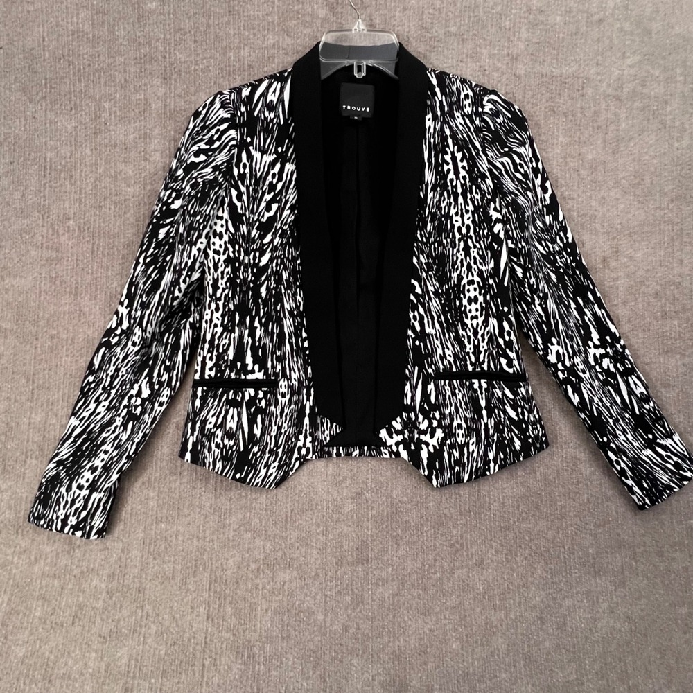 Trouvé Blazer XS‎ Black White Animal Print Career Office Professional